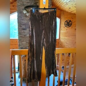 💰⏳️Cider size large brown velvet pants with pockets. NWT